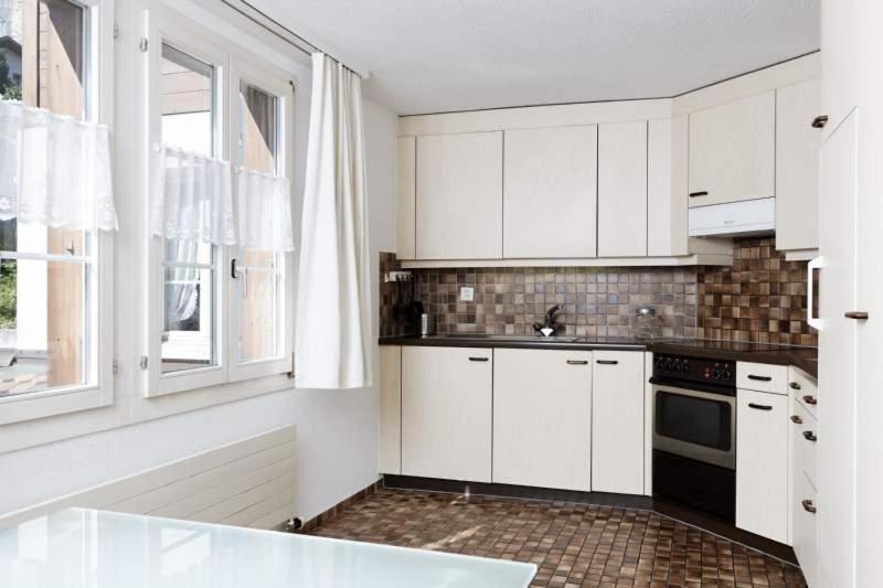 Ferienwohnung Bahnhoefli Lauterbrunnen Esterno foto
